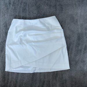 Do + Be white mini skirt